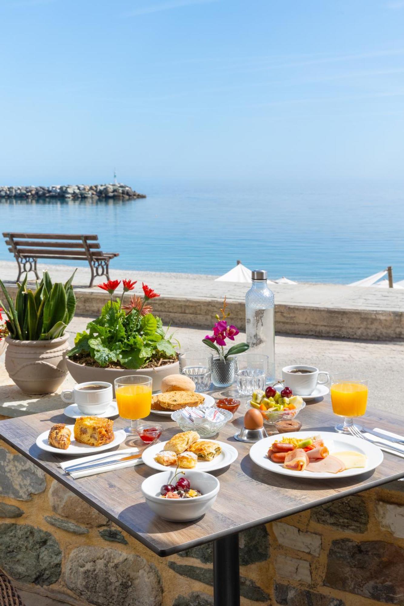 Kenta Beach Hotel Agios Ioannis  المظهر الخارجي الصورة